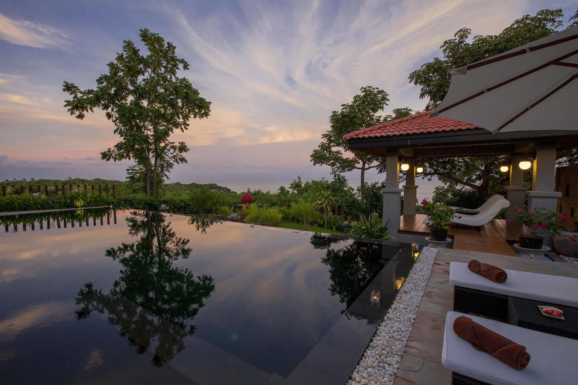 Baan Phuttarak Villa Choeng Mon Luaran gambar
